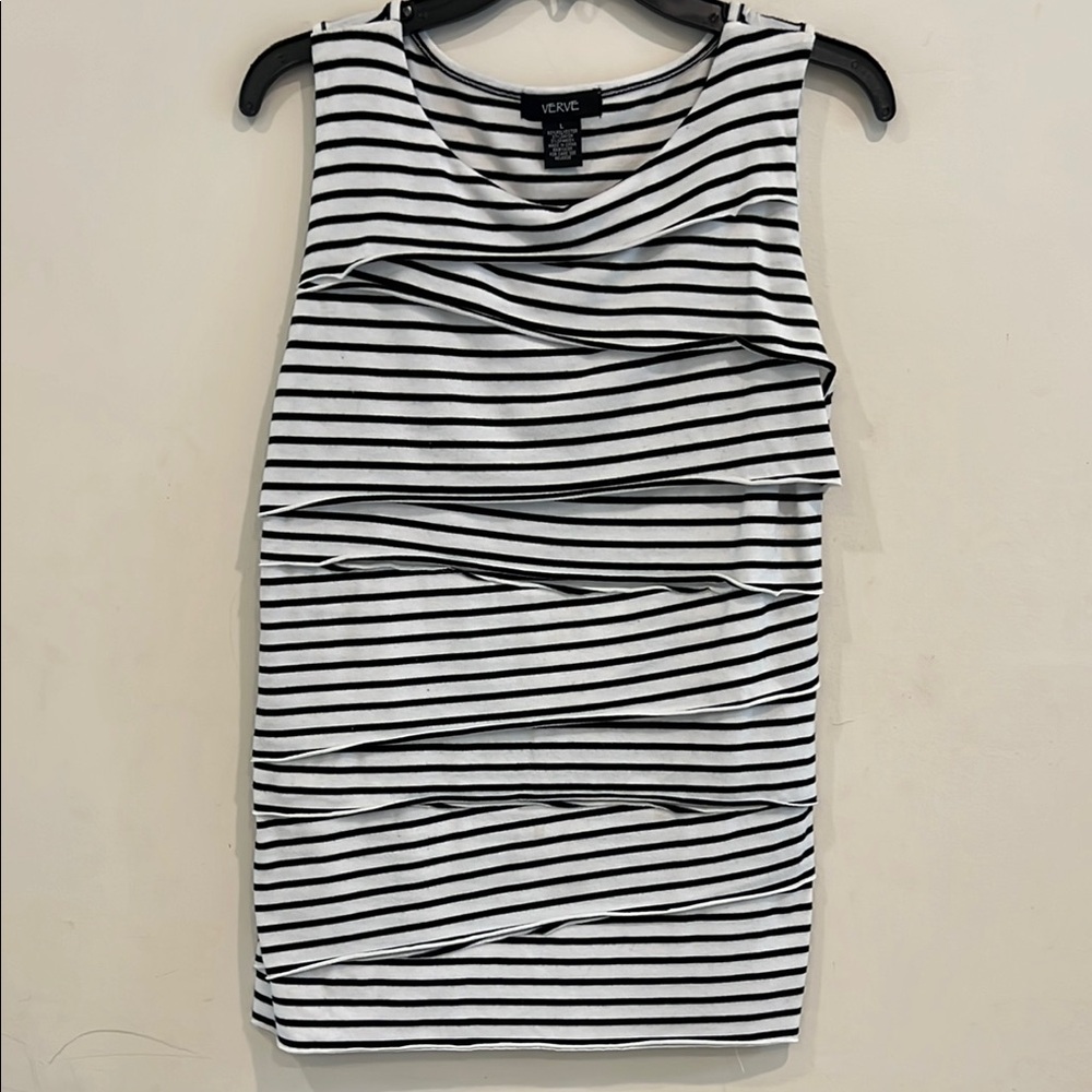 Verve Black and White Ruched Sleeveless Tank Top Size‎ L